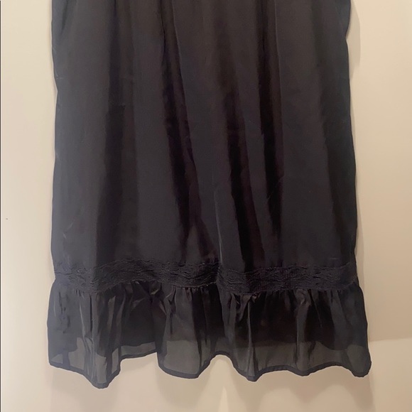 Dress - Picture 6 of 6